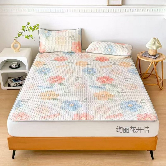 91家纺网 家纺一手货源 找家纺 梵克保罗 2026新款凉感丝乳胶凉席印花三件套绑带款乳胶条席床单 绚丽花开桔