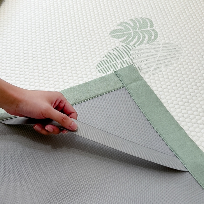 91家纺网 家纺一手货源 找家纺 倾慕家纺 2026新款PE时尚风豆豆凉席卡通系列--床席款 芭蕉叶床席款