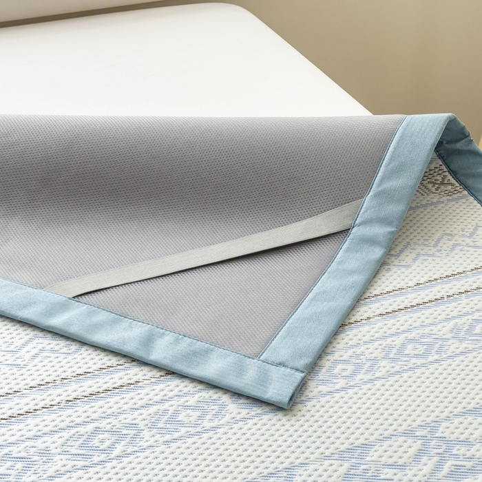 91家纺网 家纺一手货源 找家纺 （总）倾慕家纺 2026新款PE时尚风豆豆凉席花卉系列--床席款