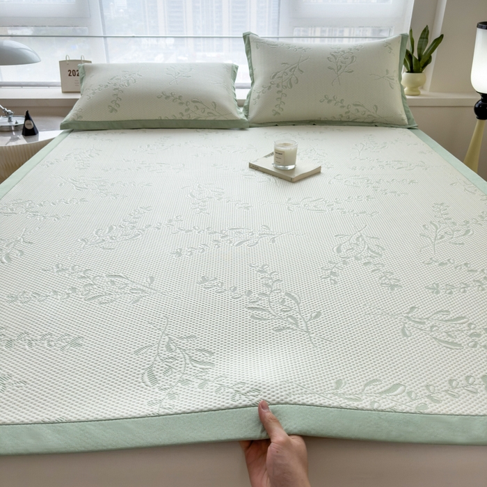 91家纺网 家纺一手货源 找家纺 （总）倾慕家纺 2026新款PE时尚风豆豆凉席花卉系列--床席款