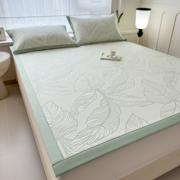 91家纺网 家纺一手货源 找家纺 倾慕家纺 2026新款PE时尚风豆豆凉席花卉系列--床席款 大叶绿床席款