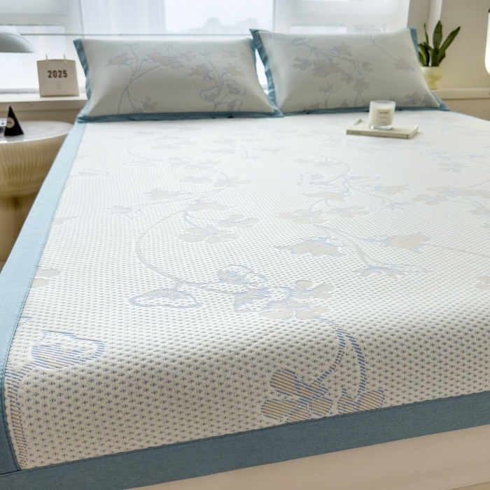 91家纺网 家纺一手货源 找家纺 倾慕家纺 2026新款PE时尚风豆豆凉席花卉系列--床席款 满江花床席款