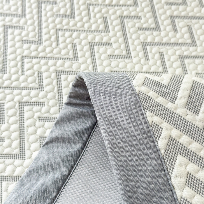 91家纺网 家纺一手货源 找家纺 倾慕家纺 2026新款PE时尚风豆豆凉席花卉系列--床席款 迷宫灰床席款