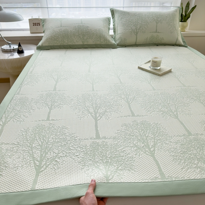 91家纺网 家纺一手货源 找家纺 倾慕家纺 2026新款PE时尚风豆豆凉席花卉系列--床席款 树树相邻床席款