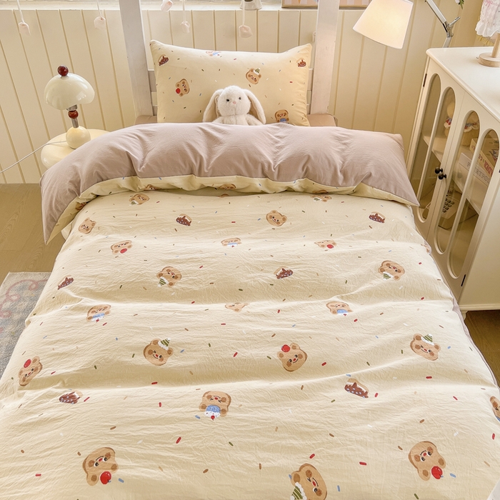 91家纺网 家纺一手货源 找家纺 简冠家纺 2026新款仿棉水洗棉学生三件套宿舍三件套多件套大礼包 咖啡熊