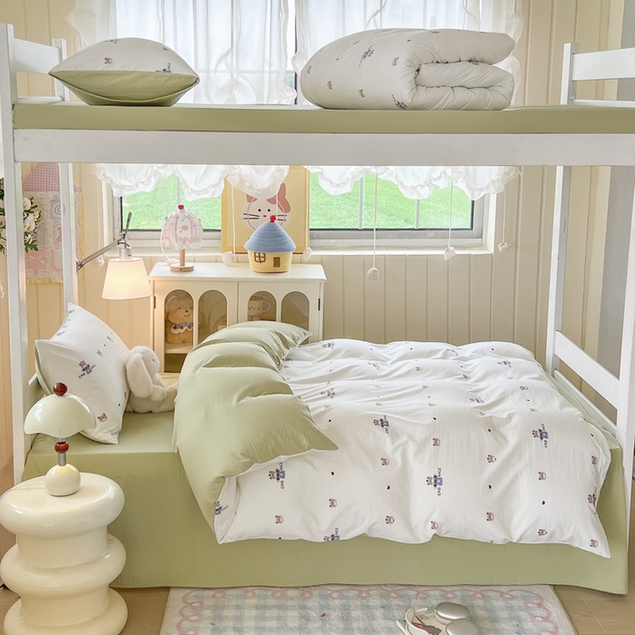 91家纺网 家纺一手货源 找家纺 简冠家纺 2026新款仿棉水洗棉学生三件套宿舍三件套多件套大礼包 乐乐熊 绿