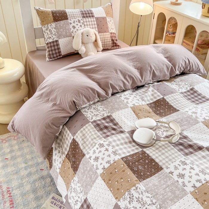 91家纺网 家纺一手货源 找家纺 简冠家纺 2026新款仿棉水洗棉学生三件套宿舍三件套多件套大礼包 墨语云间