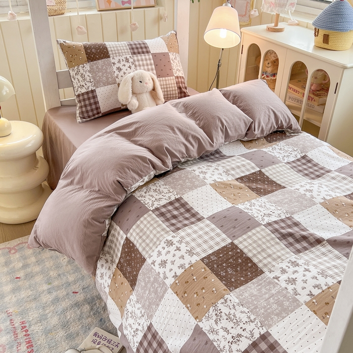 91家纺网 家纺一手货源 找家纺 简冠家纺 2026新款仿棉水洗棉学生三件套宿舍三件套多件套大礼包 墨语云间