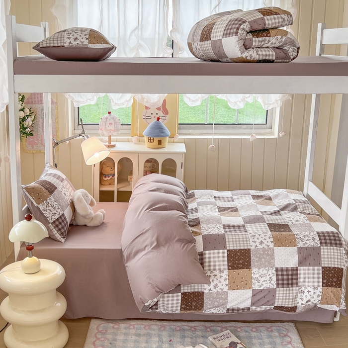 91家纺网 家纺一手货源 找家纺 简冠家纺 2026新款仿棉水洗棉学生三件套宿舍三件套多件套大礼包 墨语云间