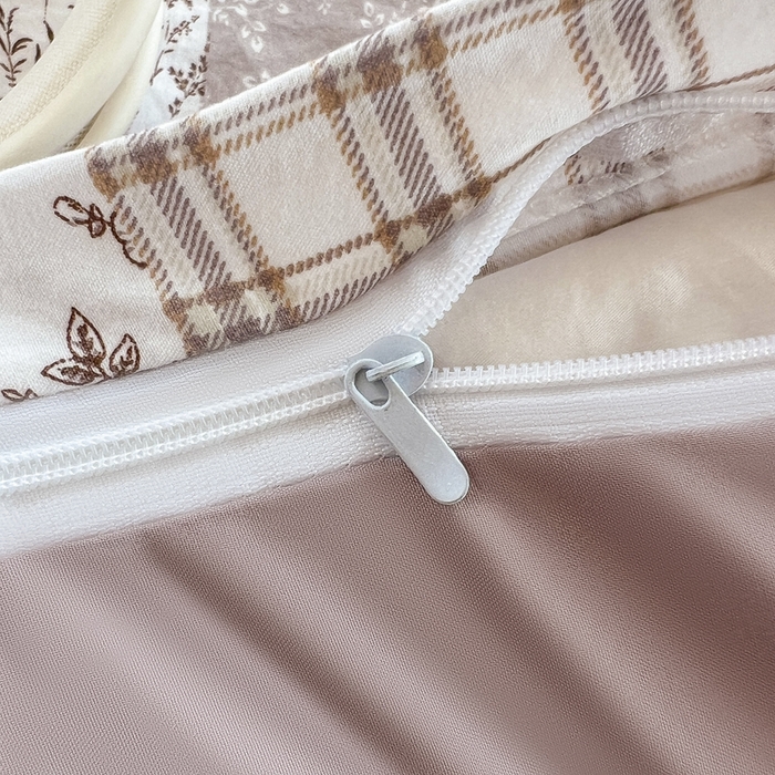 91家纺网 家纺一手货源 找家纺 简冠家纺 2026新款仿棉水洗棉学生三件套宿舍三件套多件套大礼包 墨语云间