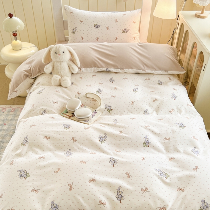 91家纺网 家纺一手货源 找家纺 简冠家纺 2026新款仿棉水洗棉学生三件套宿舍三件套多件套大礼包 葡萄波波