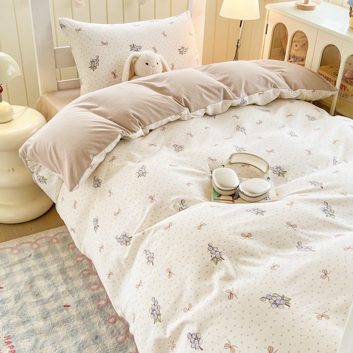 91家纺网 家纺一手货源 找家纺 简冠家纺 2026新款仿棉水洗棉学生三件套宿舍三件套多件套大礼包 葡萄波波