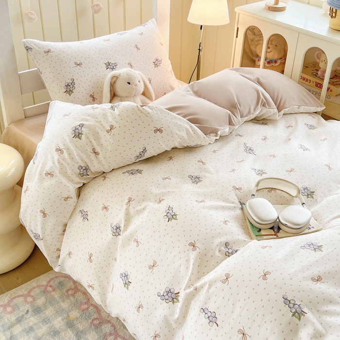 91家纺网 家纺一手货源 找家纺 简冠家纺 2026新款仿棉水洗棉学生三件套宿舍三件套多件套大礼包 葡萄波波