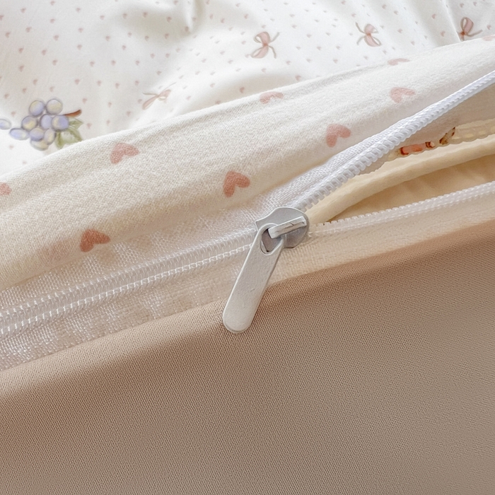 91家纺网 家纺一手货源 找家纺 简冠家纺 2026新款仿棉水洗棉学生三件套宿舍三件套多件套大礼包 葡萄波波