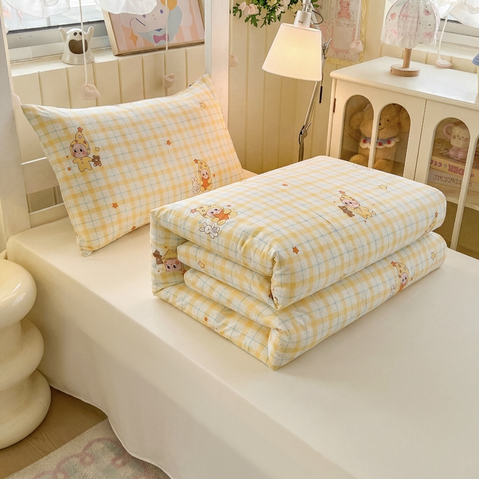 91家纺网 家纺一手货源 找家纺 简冠家纺 2026新款仿棉水洗棉学生三件套宿舍三件套多件套大礼包 小精灵黄