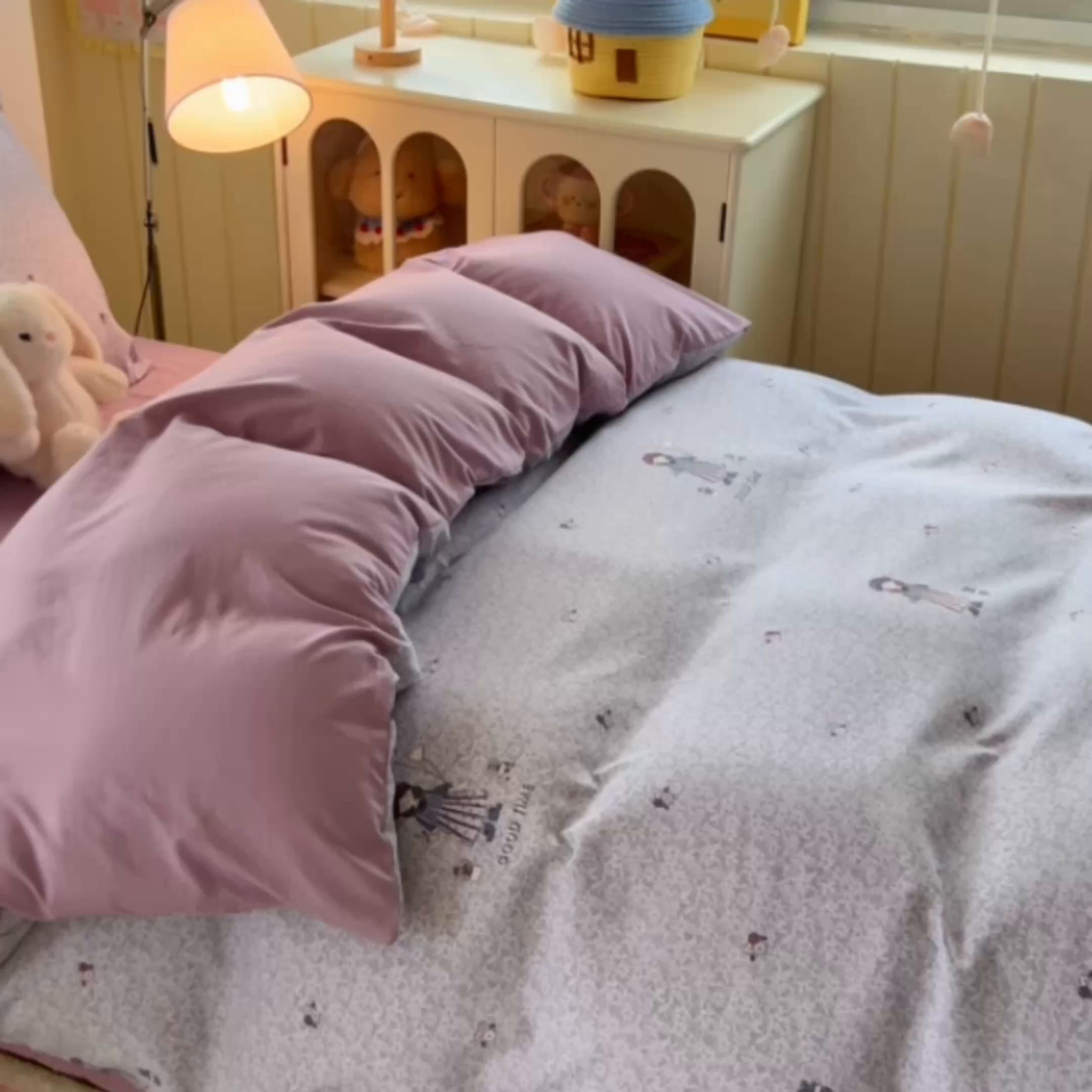 91家纺网 家纺一手货源 找家纺 简冠家纺 2026新款仿棉水洗棉学生三件套宿舍三件套多件套大礼包 公主小妹