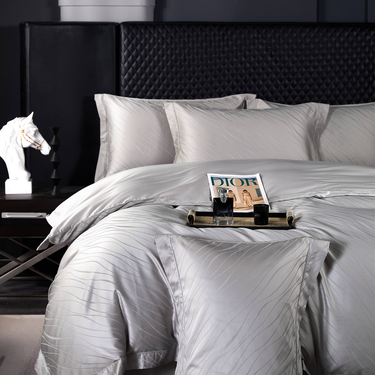 91家纺网 家纺一手货源 找家纺 榻尚家居 2026新款埋绳提花系列全棉纯棉贡缎提花四件套 布拉诺-高级灰