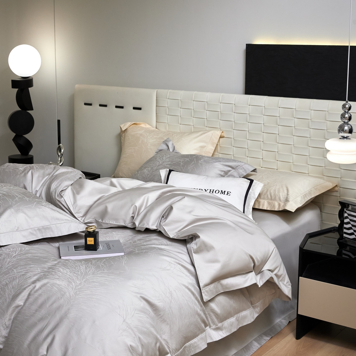 91家纺网 家纺一手货源 找家纺 榻尚家居 2026新款埋绳提花系列全棉纯棉贡缎提花四件套 流金时光（时尚灰）