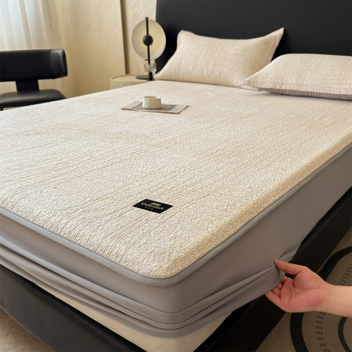 91家纺网 家纺一手货源 找家纺 慕木家纺 2026新款简约复合三明治冰豆豆席子凉席罗马曲线(提供买家秀)-床笠款 罗马曲线-卡其