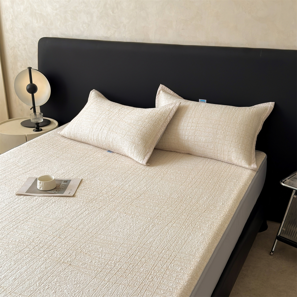 91家纺网 家纺一手货源 找家纺 慕木家纺 2026新款简约复合三明治冰豆豆席子凉席罗马曲线(提供买家秀)-床笠款 罗马曲线-卡其