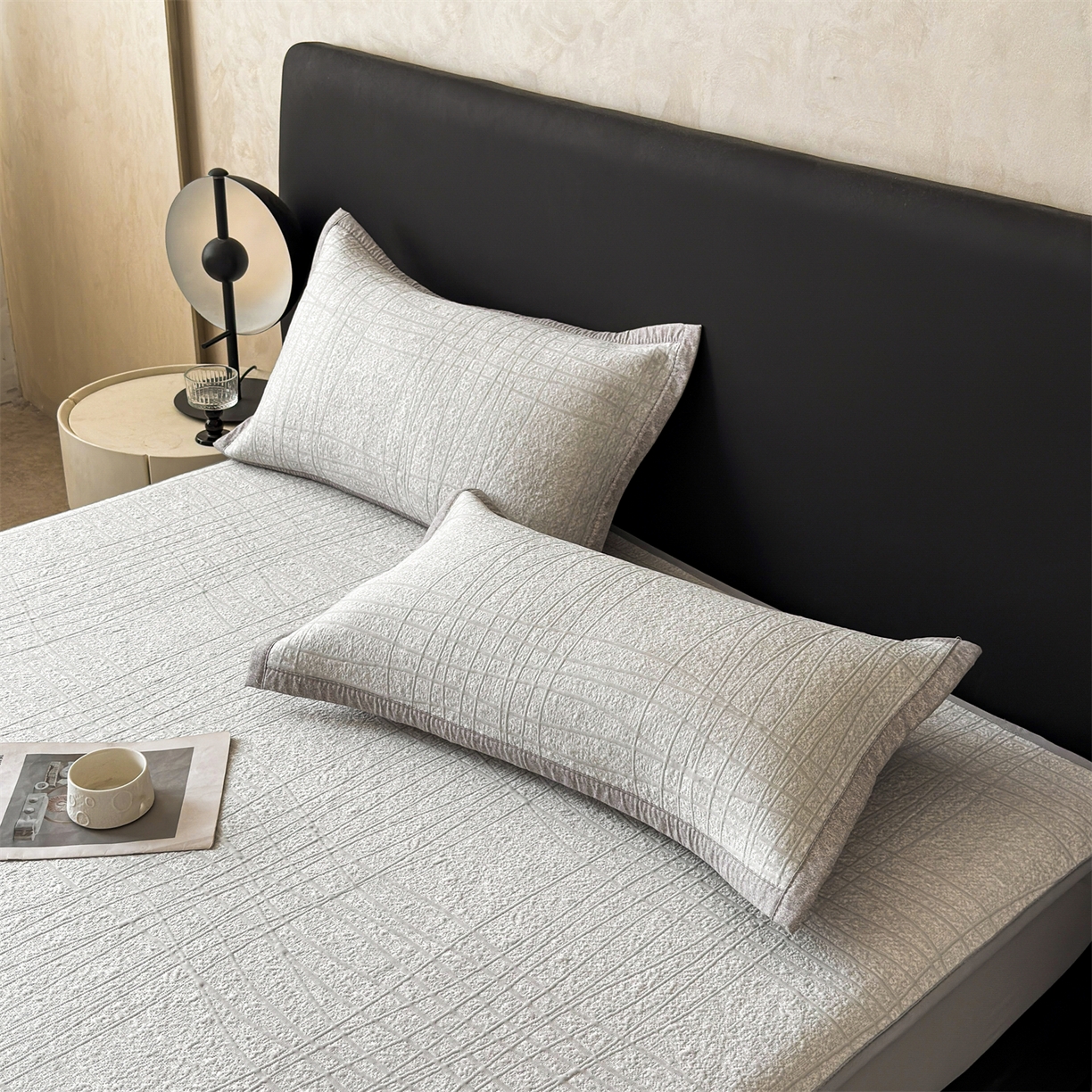 91家纺网 家纺一手货源 找家纺 慕木家纺 2026新款简约复合三明治冰豆豆席子凉席罗马曲线(提供买家秀)-床笠款 罗马曲线-灰