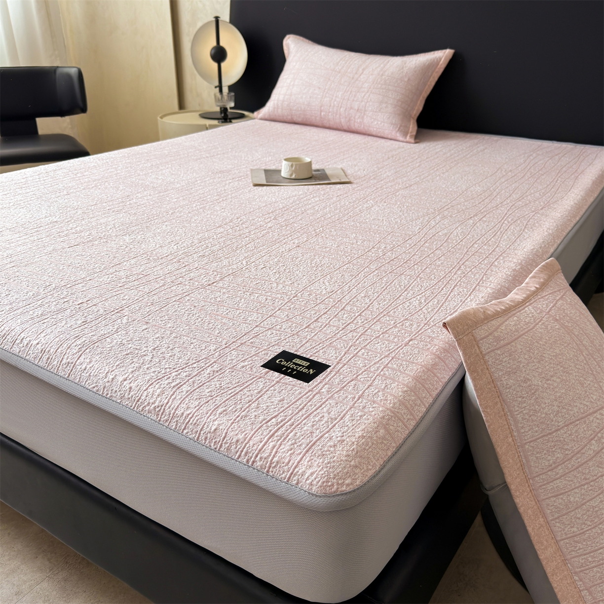 91家纺网 家纺一手货源 找家纺 慕木家纺 2026新款简约复合三明治冰豆豆席子凉席罗马曲线(提供买家秀)-床笠款 罗马曲线-粉