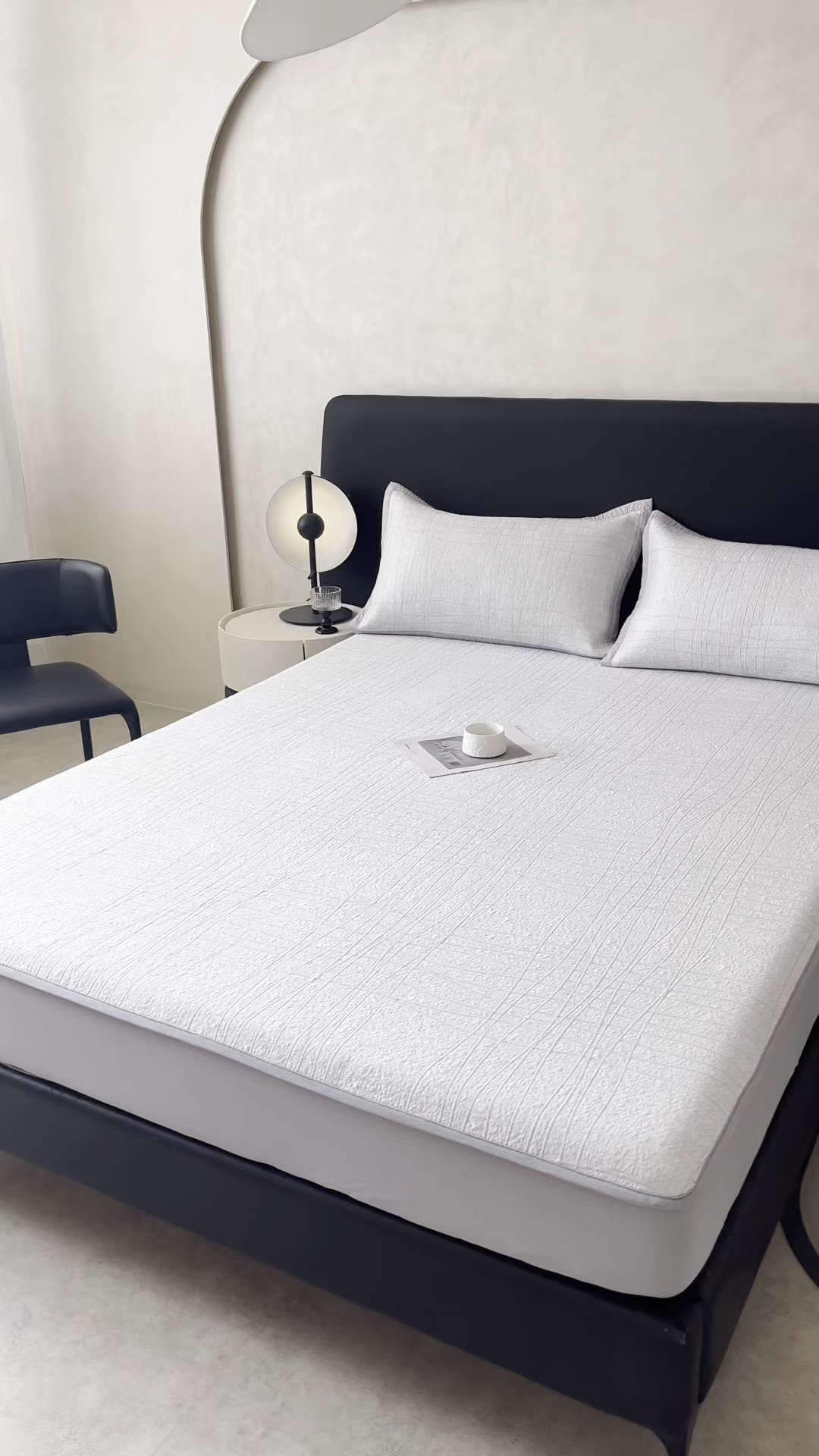 91家纺网 家纺一手货源 找家纺 慕木家纺 2026新款简约复合三明治冰豆豆席子凉席罗马曲线(提供买家秀)-床笠款 罗马曲线-灰