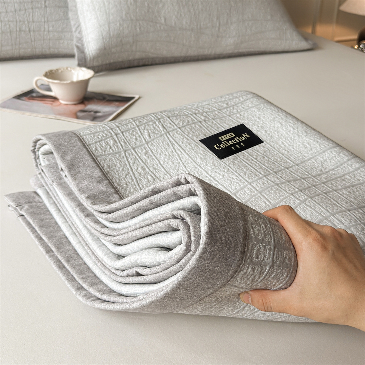 91家纺网 家纺一手货源 找家纺 慕木家纺 2026新款简约复合三明治冰豆豆席子凉席罗马曲线(提供买家秀)-床席款 罗马曲线-灰