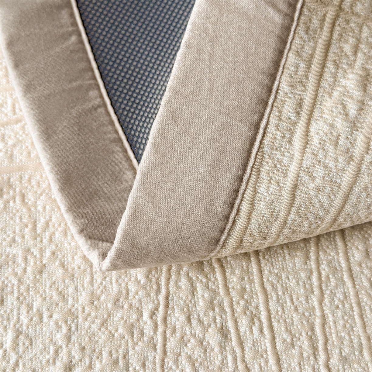 91家纺网 家纺一手货源 找家纺 慕木家纺 2026新款简约复合三明治冰豆豆席子凉席罗马曲线(提供买家秀)-床席款 罗马曲线-卡其