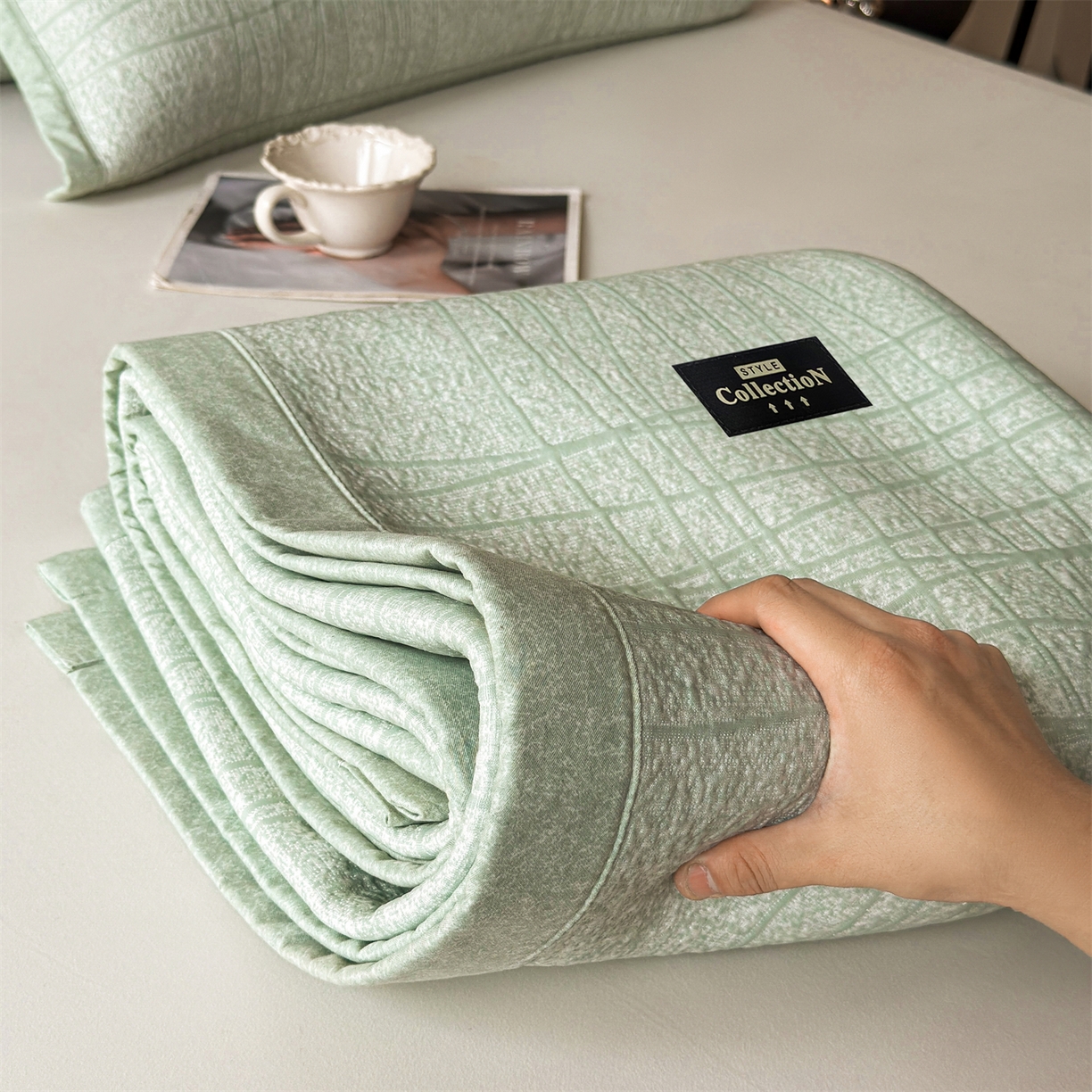 91家纺网 家纺一手货源 找家纺 慕木家纺 2026新款简约复合三明治冰豆豆席子凉席罗马曲线(提供买家秀)-床席款 罗马曲线-绿