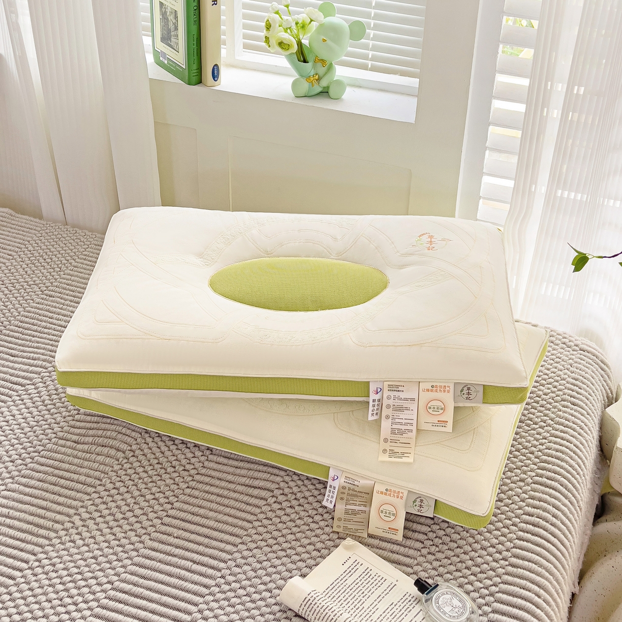 91家纺网 家纺一手货源 找家纺 梦叶草 2026新款花草草本记决明子护颈枕头全棉枕芯 草本记决明子-抹茶色