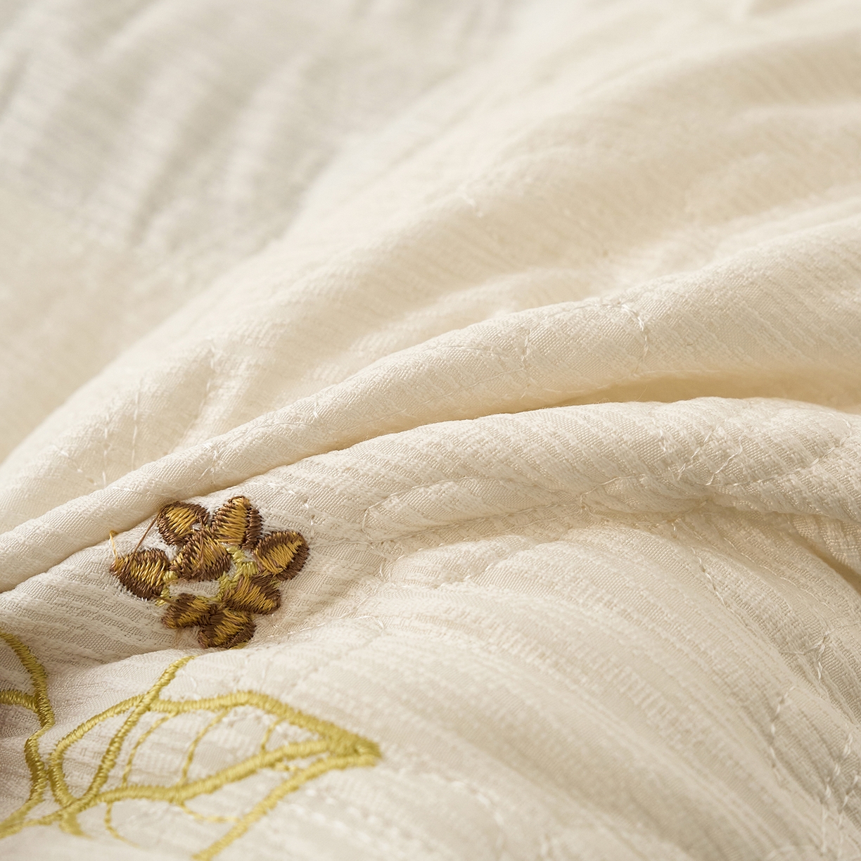 91家纺网 家纺一手货源 找家纺 （总）梦叶草 2026新款邹邹纱提花谷小荞荞麦护颈枕头枕芯