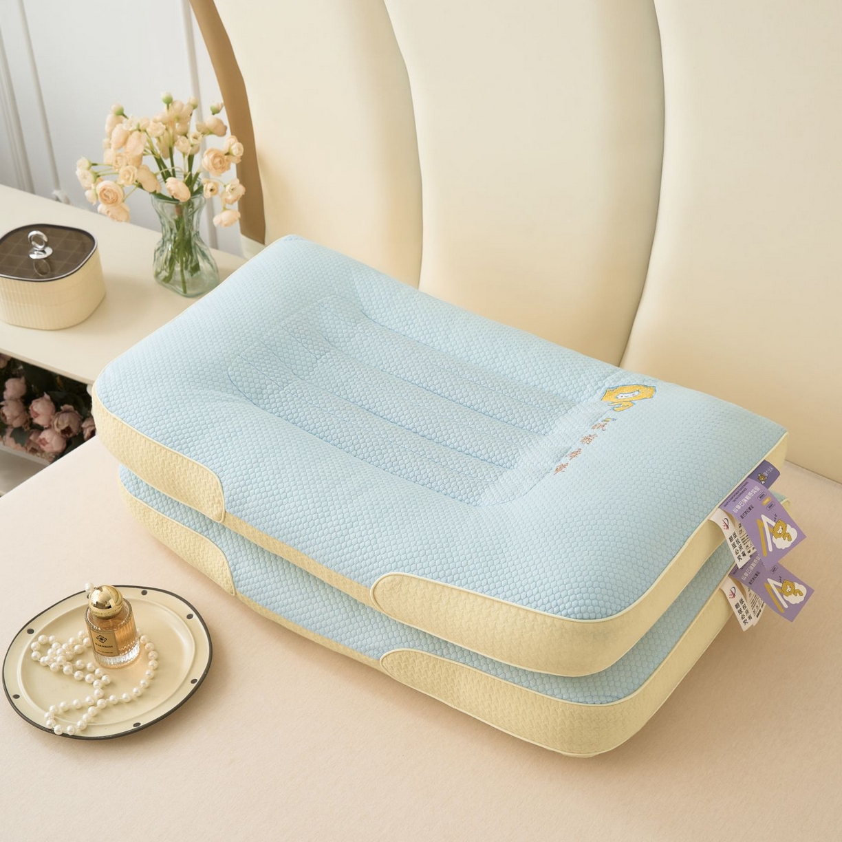 91家纺网 家纺一手货源 找家纺 （总）梦叶草 2026新款新品透气针织棉萌眠本草决明子护颈枕头助睡眠枕芯