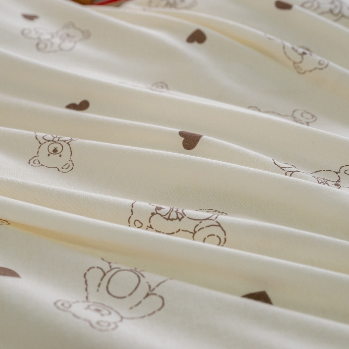 91家纺网 家纺一手货源 找家纺 梦可莱家居 2026新款全棉纯棉针织棉印花可爱卡通系列四件套 爱心熊