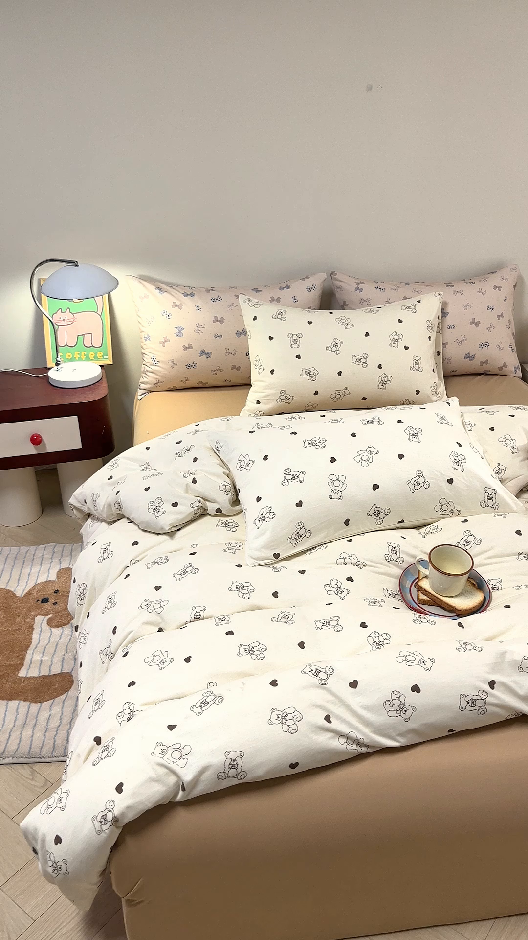 91家纺网 家纺一手货源 找家纺 梦可莱家居 2026新款全棉纯棉针织棉印花可爱卡通系列四件套 爱心熊