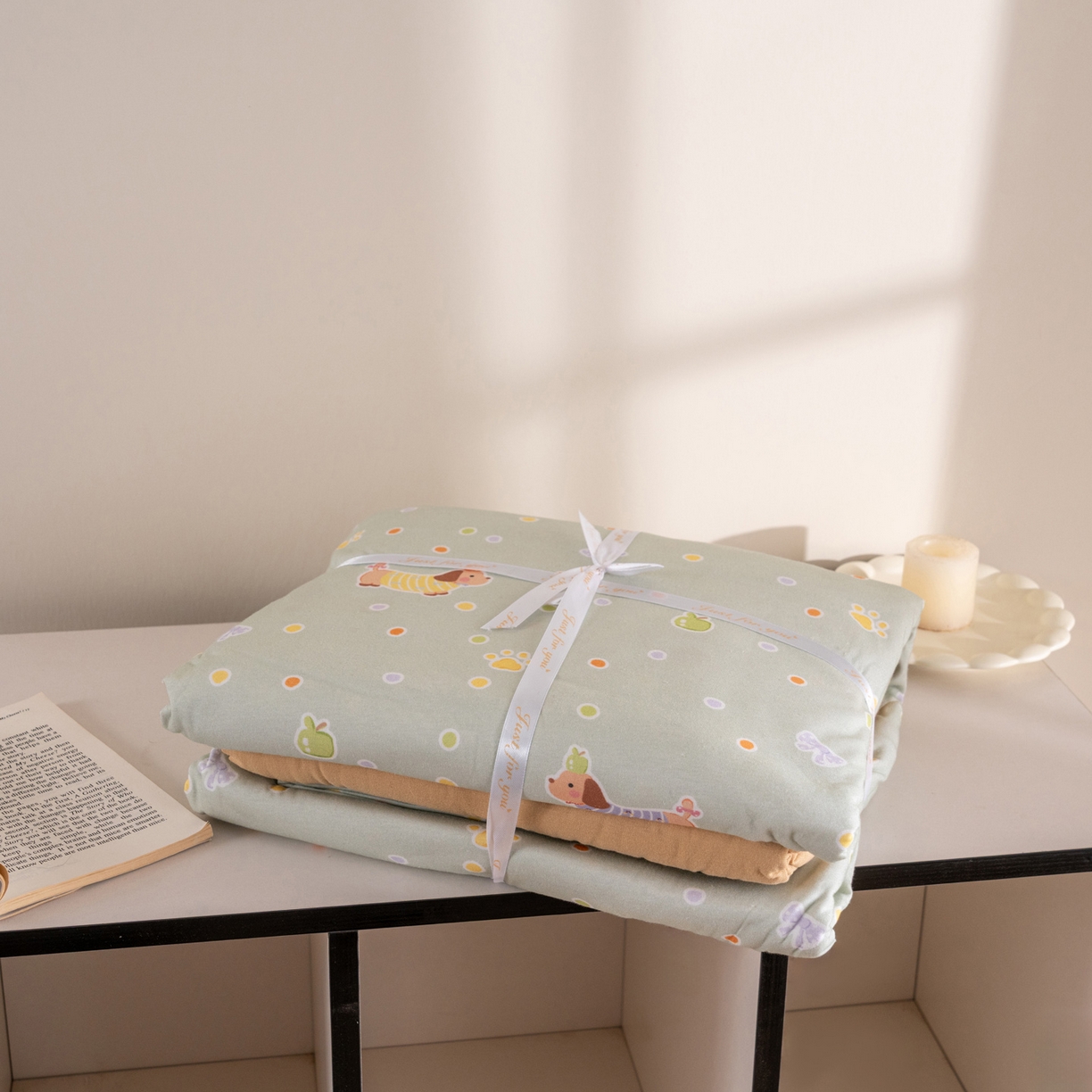 91家纺网 家纺一手货源 找家纺 梦可莱家居 2026新款全棉纯棉针织棉印花可爱卡通系列四件套 波点狗