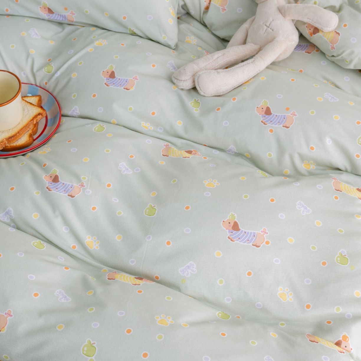 91家纺网 家纺一手货源 找家纺 梦可莱家居 2026新款全棉纯棉针织棉印花可爱卡通系列四件套 波点狗