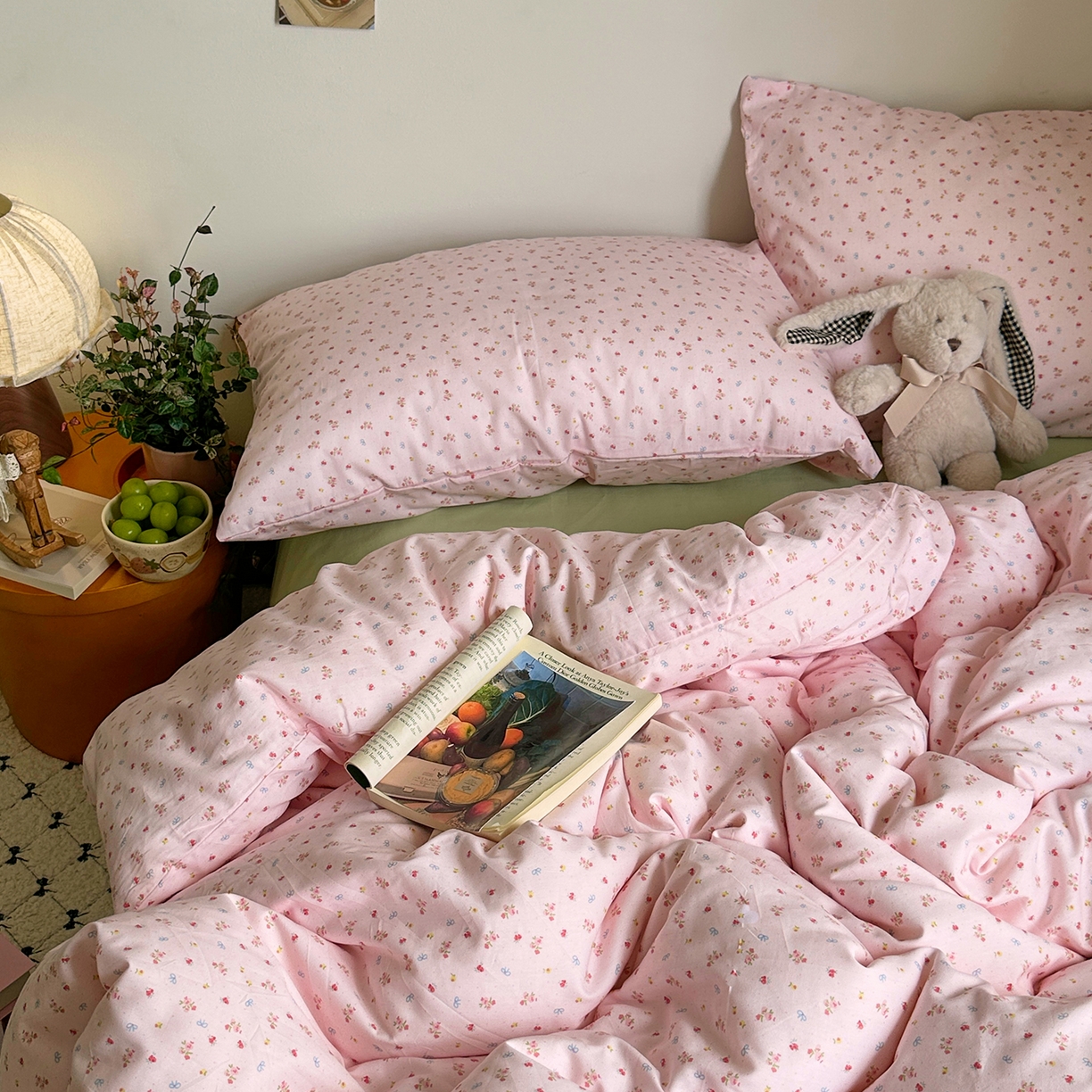 91家纺网 家纺一手货源 找家纺 艾咪-Amy ntmy 2026新款博主风清新田园小碎花全棉纯棉四件套-甜樱 清新甜樱-粉