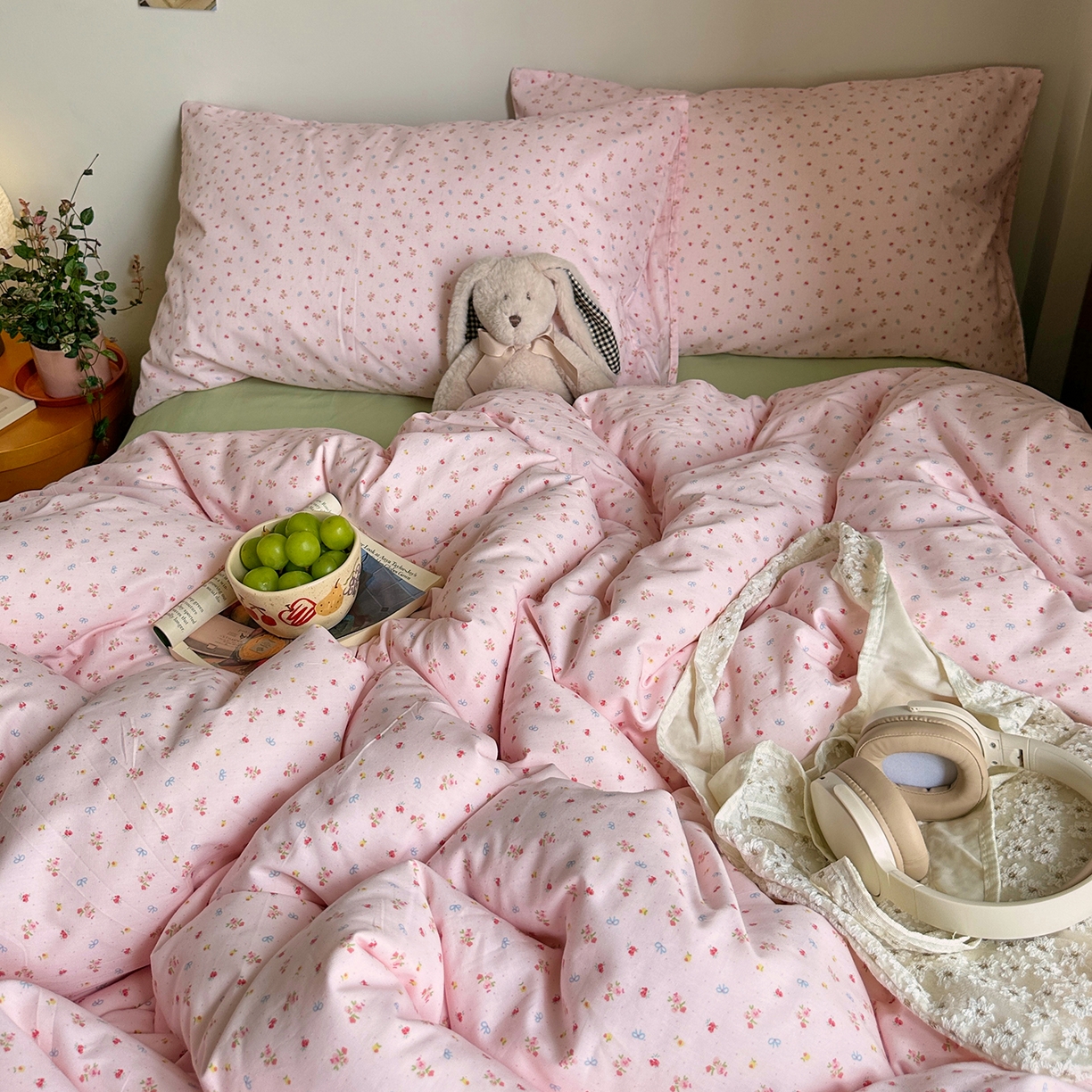 91家纺网 家纺一手货源 找家纺 艾咪-Amy ntmy 2026新款博主风清新田园小碎花全棉纯棉四件套-甜樱 清新甜樱-粉
