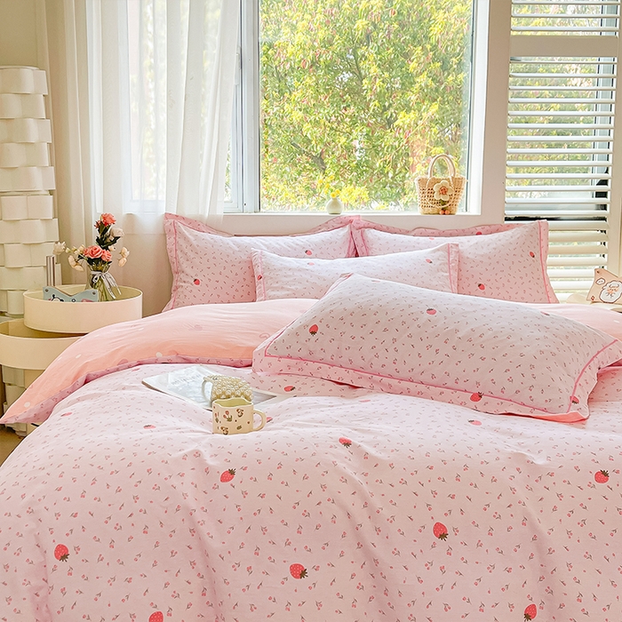 91家纺网 家纺一手货源 找家纺 帛美家纺 2026新款全棉纯棉印花四件套 草莓园