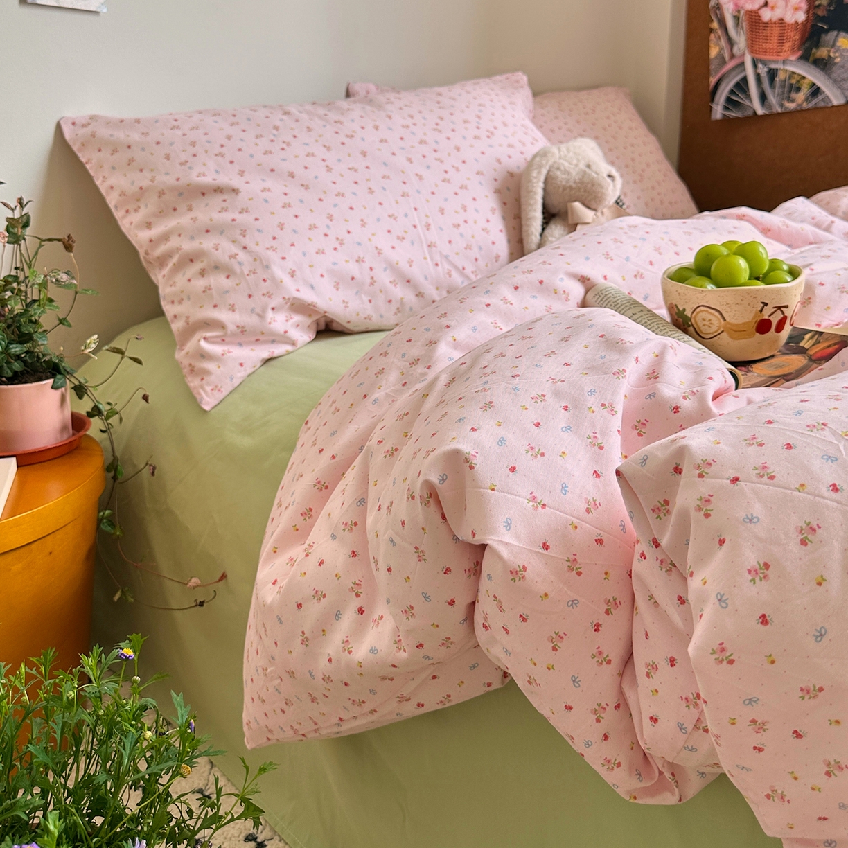 91家纺网 家纺一手货源 找家纺 艾咪-Amy ntmy 2026新款博主风清新田园小碎花全棉纯棉四件套-甜樱 清新甜樱-粉