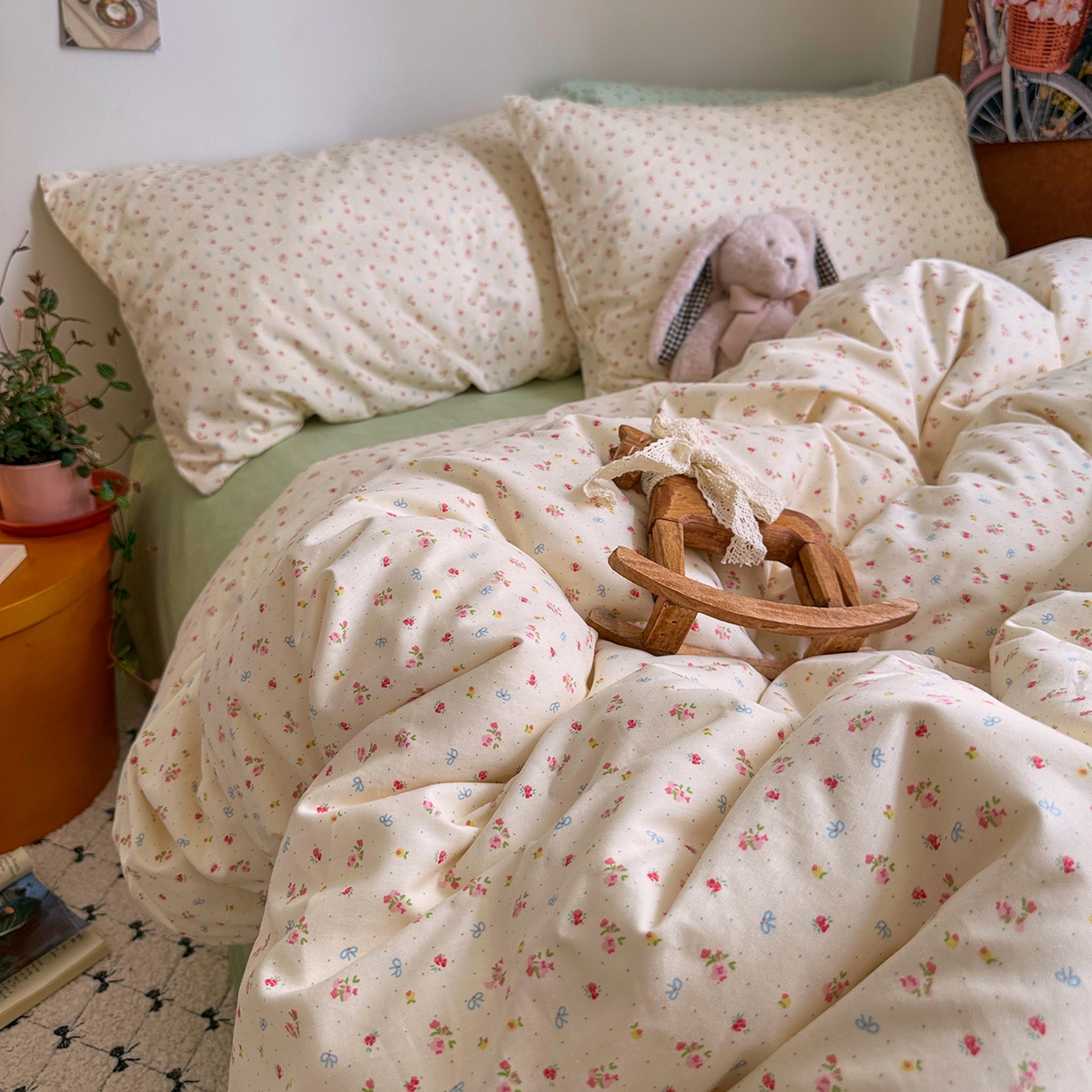 91家纺网 家纺一手货源 找家纺 艾咪-Amy ntmy 2026新款博主风清新田园小碎花全棉纯棉四件套-甜樱 清新甜樱-黄