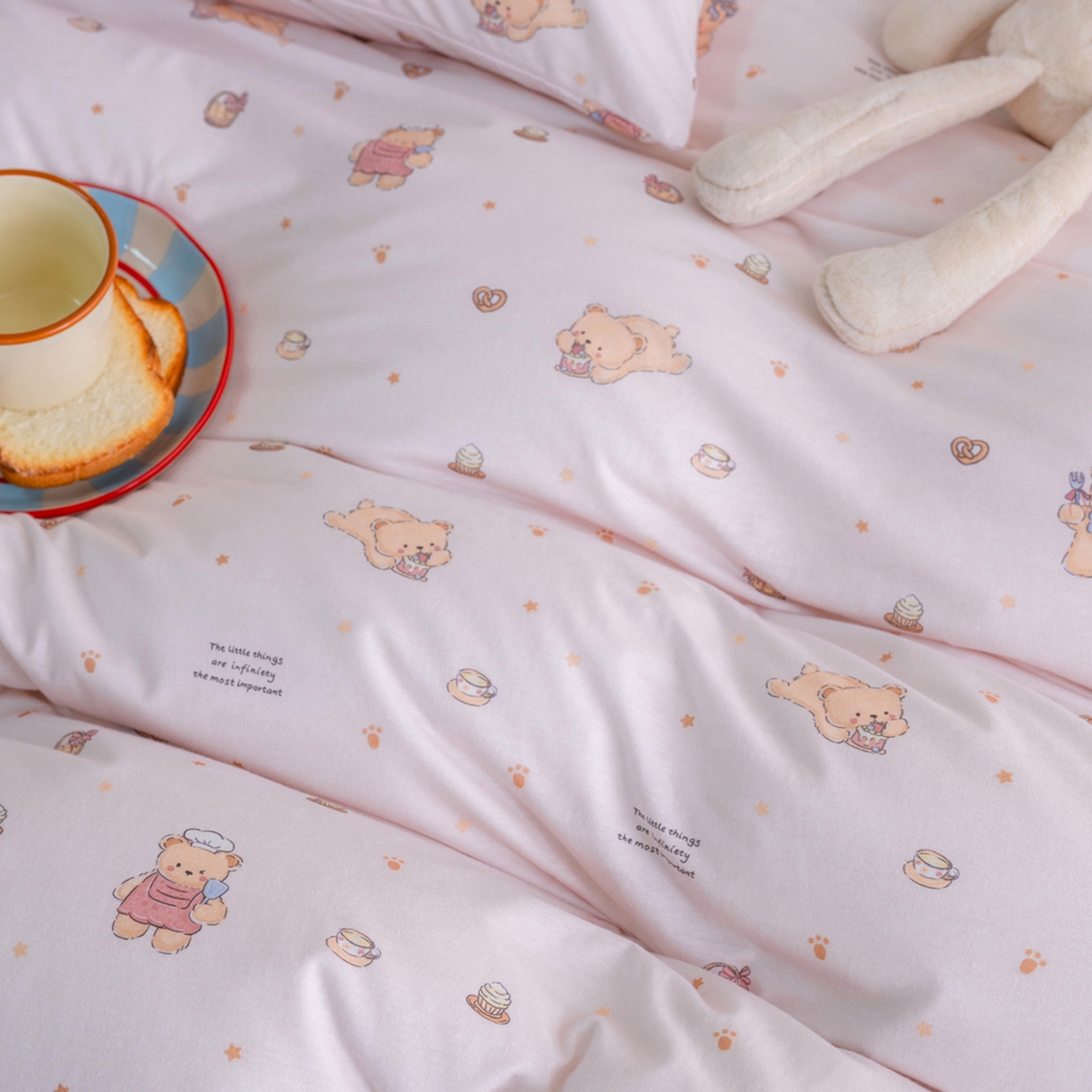 91家纺网 家纺一手货源 找家纺 梦可莱家居 2026新款全棉纯棉针织棉印花可爱卡通系列四件套 蛋糕熊