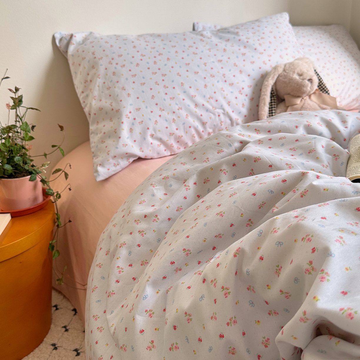 91家纺网 家纺一手货源 找家纺 艾咪-Amy ntmy 2026新款博主风清新田园小碎花全棉纯棉四件套-甜樱 清新甜樱-蓝