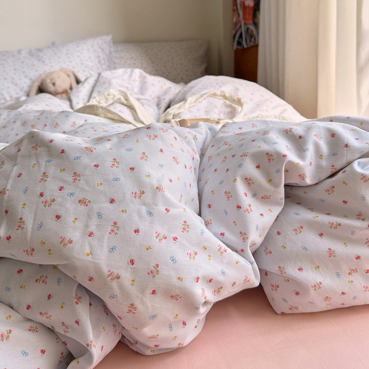 91家纺网 家纺一手货源 找家纺 艾咪-Amy ntmy 2026新款博主风清新田园小碎花全棉纯棉四件套-甜樱 清新甜樱-蓝