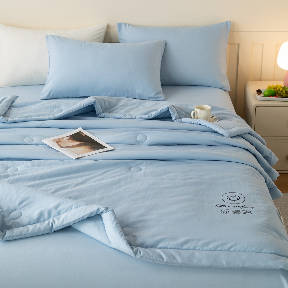 91家纺网 家纺一手货源 找家纺 几禾 2026春夏新款纯色水洗棉双拼夏被新疆棉花被夏凉被空调被被子被芯 纯色-天蓝