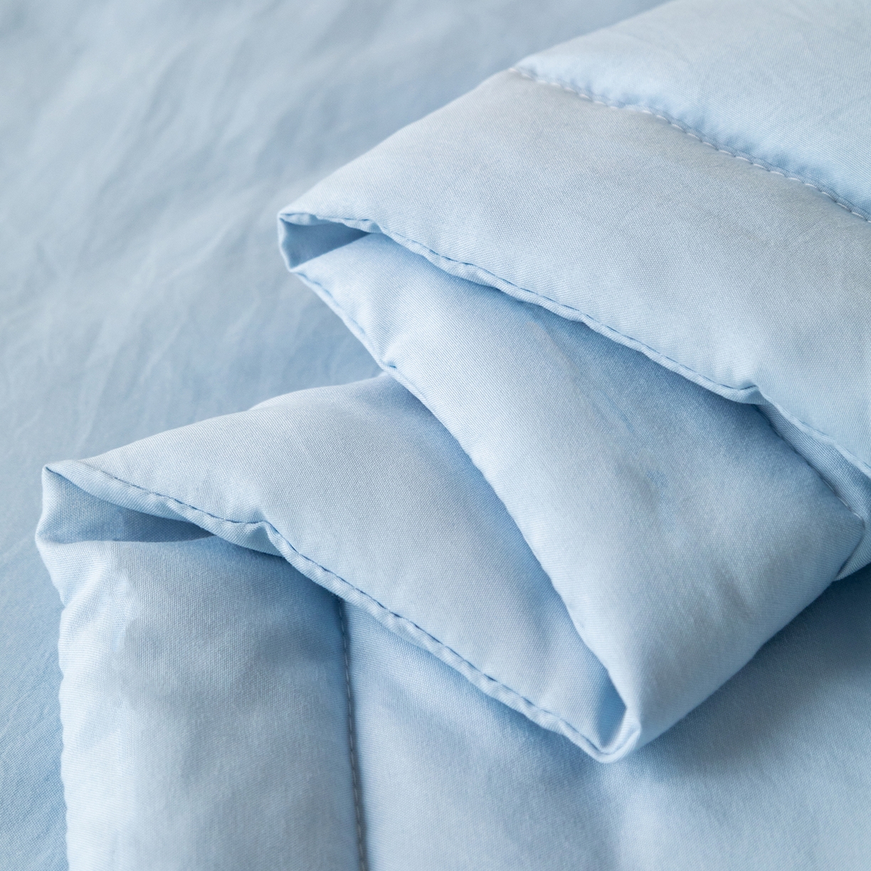 91家纺网 家纺一手货源 找家纺 几禾 2026春夏新款纯色水洗棉双拼夏被新疆棉花被夏凉被空调被被子被芯 纯色-天蓝