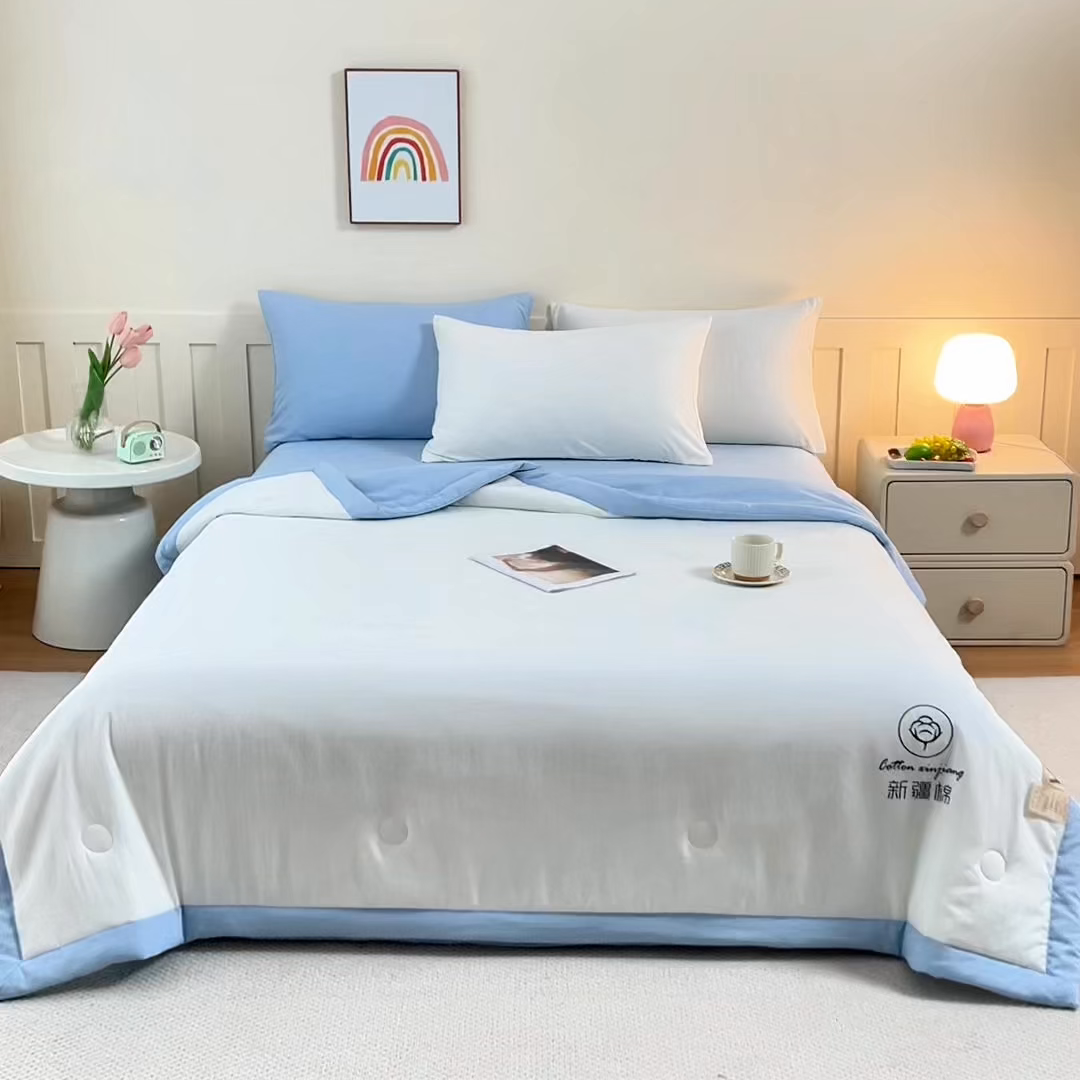 91家纺网 家纺一手货源 找家纺 （总）几禾 2026春夏新款纯色水洗棉双拼夏被新疆棉花被夏凉被空调被被子被芯
