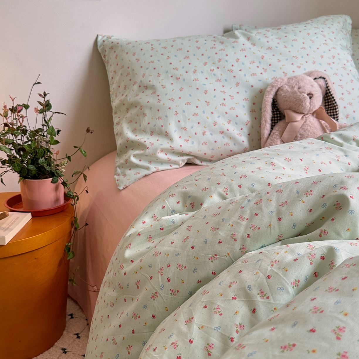 91家纺网 家纺一手货源 找家纺 艾咪-Amy ntmy 2026新款博主风清新田园小碎花全棉纯棉四件套-甜樱 清新甜樱-绿