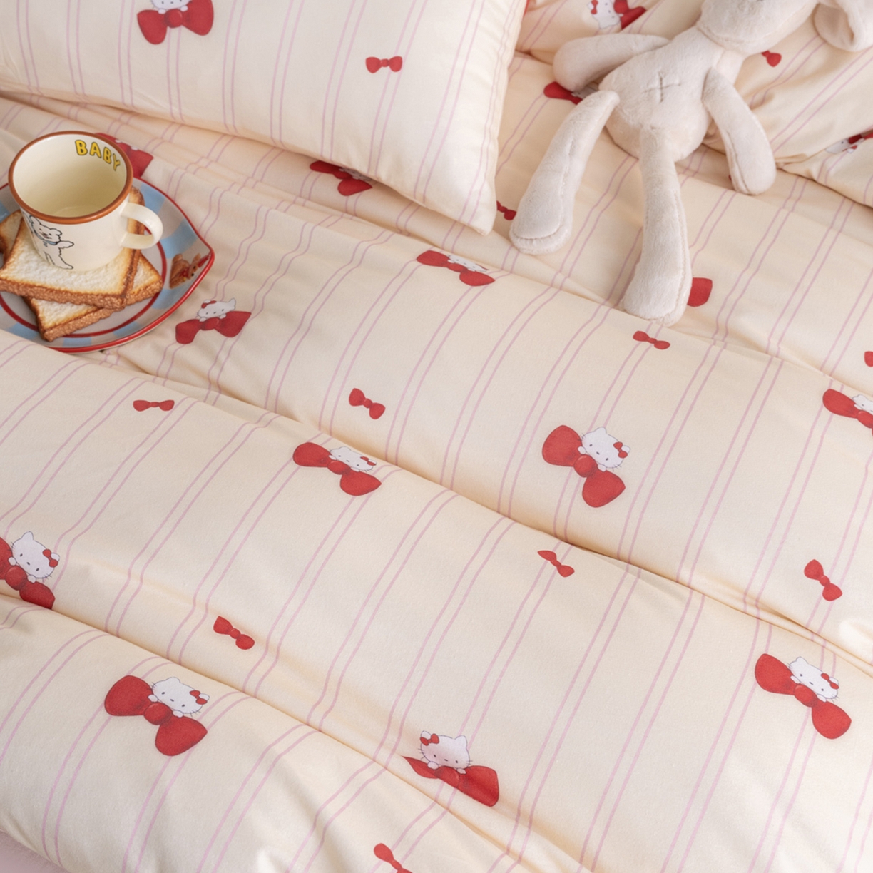 91家纺网 家纺一手货源 找家纺 梦可莱家居 2026新款全棉纯棉针织棉印花可爱卡通系列四件套 蝴蝶猫咪